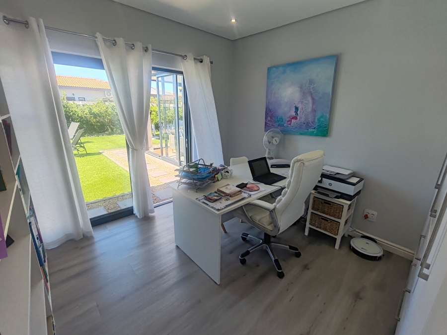 4 Bedroom Property for Sale in Langebaan Country Estate Western Cape